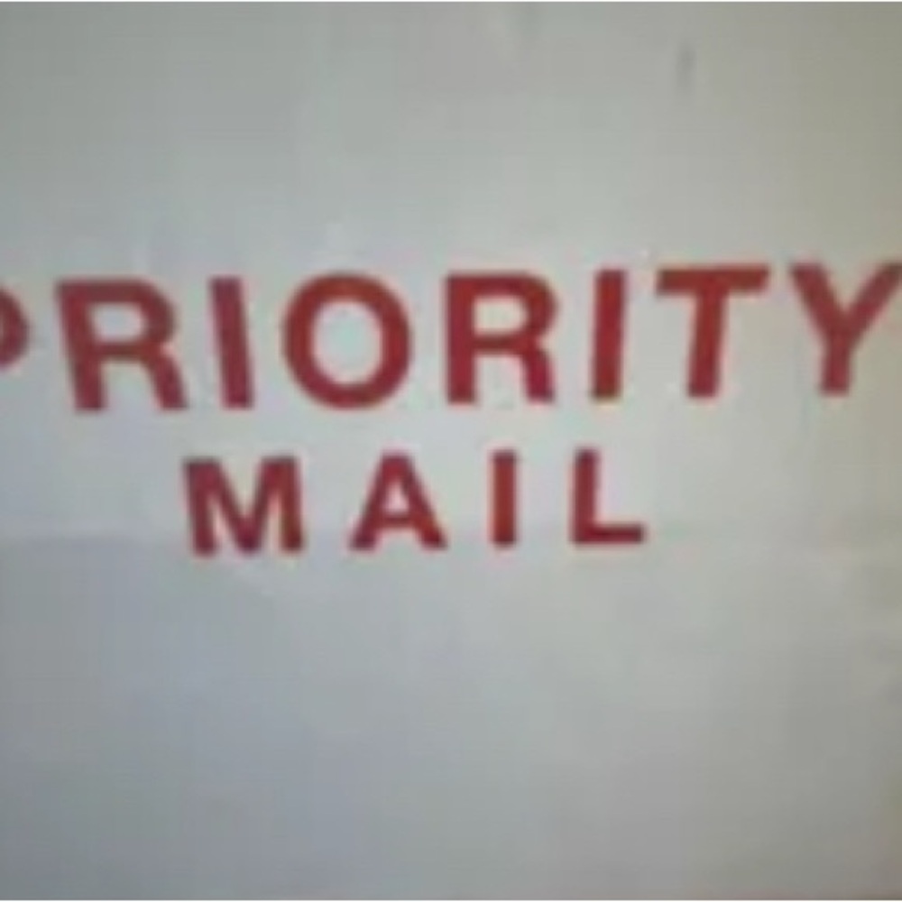 Shipping label for returnable items